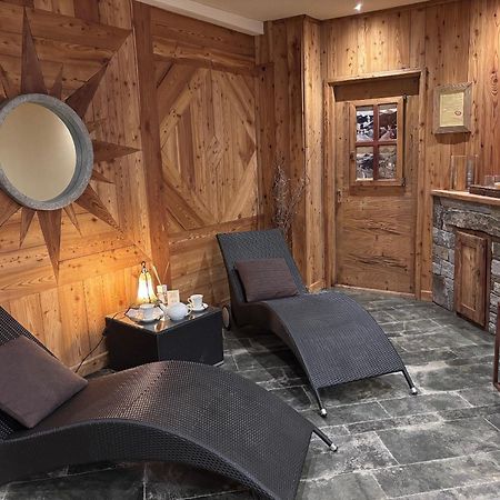 Hotel Petit Tournalin Champoluc Exterior foto