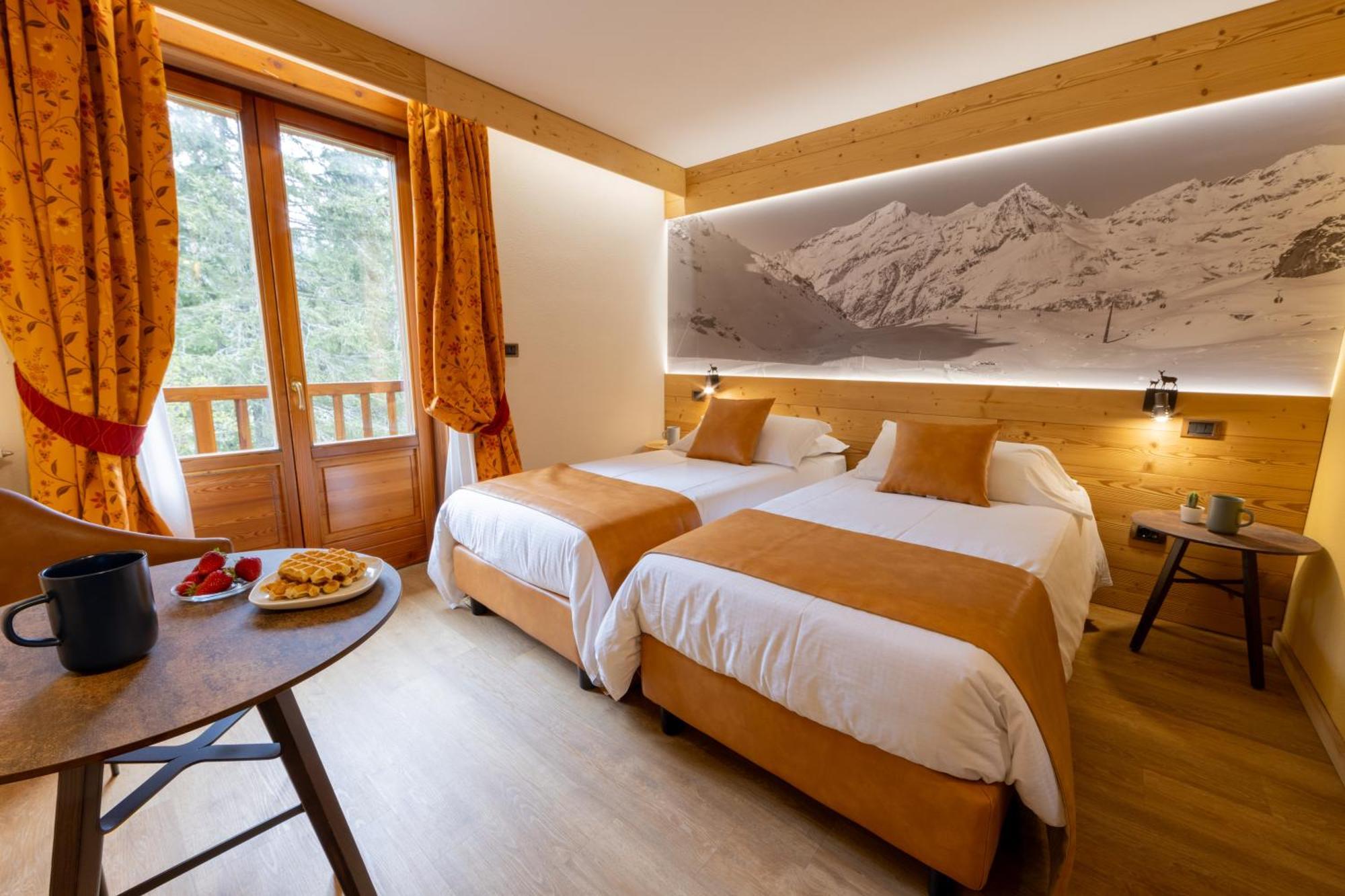 Hotel Petit Tournalin Champoluc Exterior foto